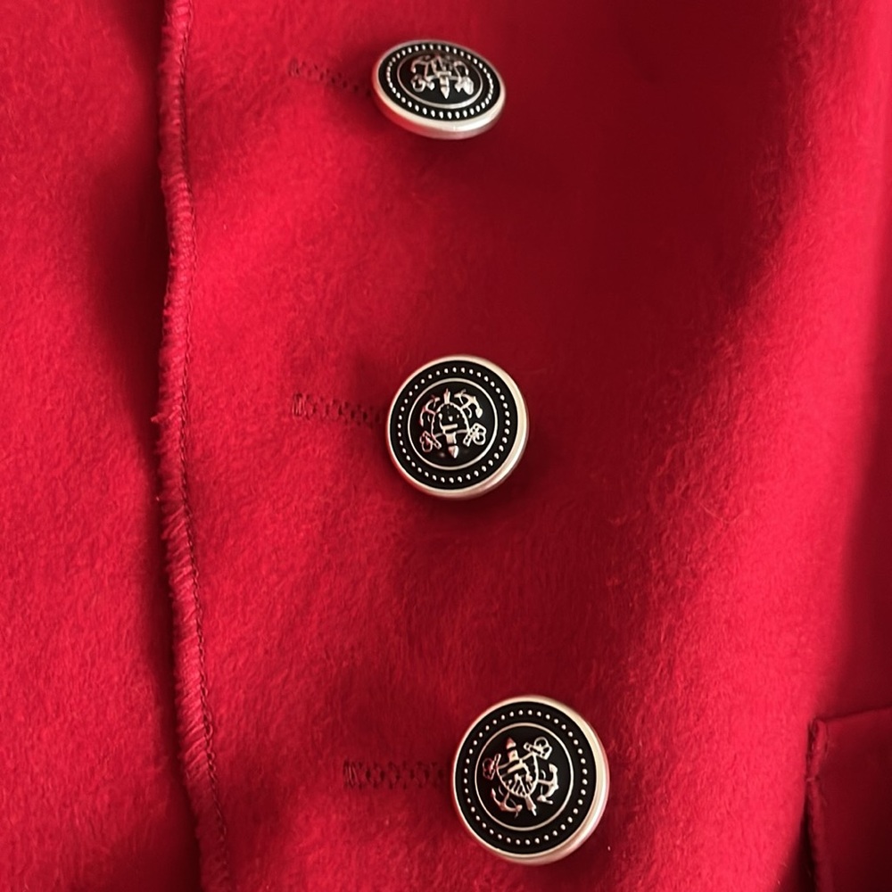 Red button jacket - Picture 2 of 2